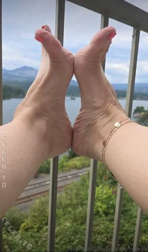 Syren De Mer OnlyFans Leaked Free Thumbnail Picture - #XQocx1tqSm