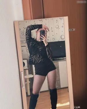 Syrena Scarlett OnlyFans Leaked Free Thumbnail Picture - #btCtu065pQ