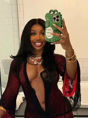 SZA OnlyFans Leaked Free Thumbnail Picture - #2GffZteZc2