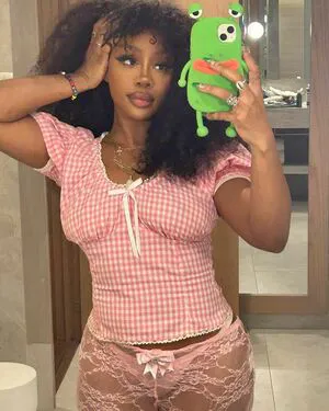 SZA OnlyFans Leaked Free Thumbnail Picture - #7evhlSD8Ll