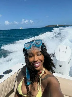 SZA OnlyFans Leaked Free Thumbnail Picture - #BnWXYFVxd8