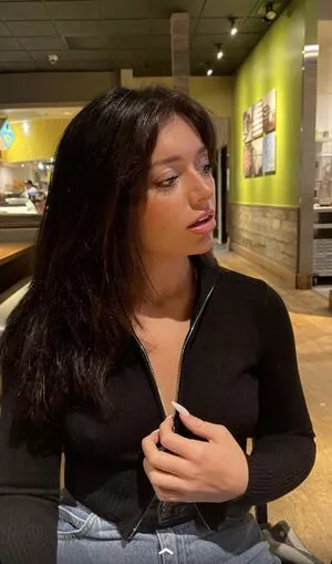Tabitha Swatosh OnlyFans Leaked Free Thumbnail Picture - #3d4iTz46Mc
