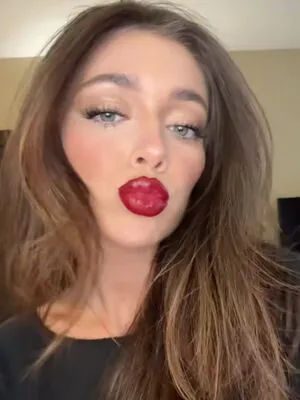 Tabitha Swatosh OnlyFans Leaked Free Thumbnail Picture - #5HjJL93EwU