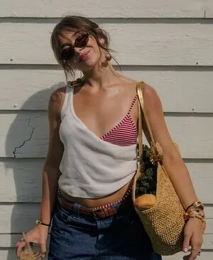 Tabitha Swatosh OnlyFans Leaked Free Thumbnail Picture - #7TnzxfBBfY