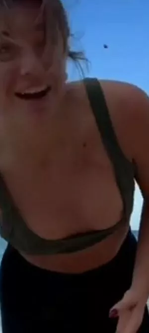 Tabitha Swatosh OnlyFans Leaked Free Thumbnail Picture - #EZAdVtWORB