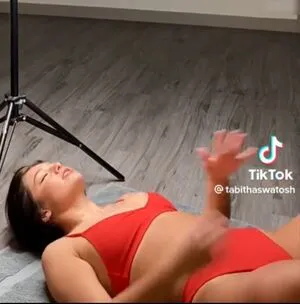 Tabitha Swatosh OnlyFans Leaked Free Thumbnail Picture - #VliUxFrtMo