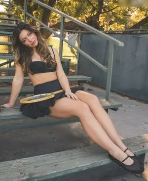 Tabitha Swatosh OnlyFans Leaked Free Thumbnail Picture - #qQDOWS7jpZ