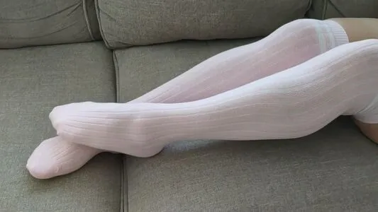 Take My Feet OnlyFans Leaked Free Thumbnail Picture - #kW3B2n469N