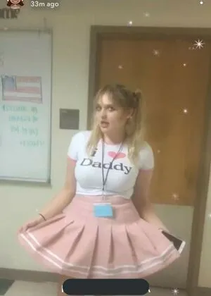 Talkfastellie OnlyFans Leaked Free Thumbnail Picture - #VvAbJoyCbl