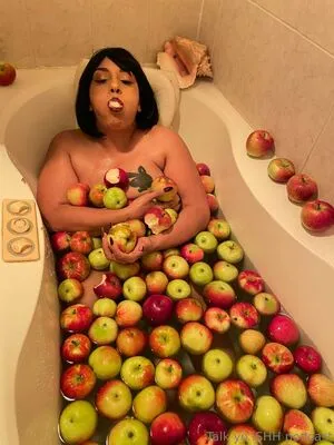 Talkyoishh OnlyFans Leaked Free Thumbnail Picture - #9JTW0CkpAY