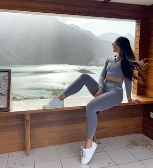 Tall Girls 5 OnlyFans Leaked Free Thumbnail Picture - #9SosJksWho