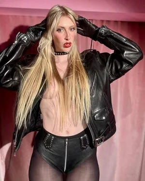 Tall Milk OnlyFans Leaked Free Thumbnail Picture - #v8PgIWMGGm