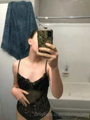 Tallbarbie1914 OnlyFans Leaked Free Thumbnail Picture - #47DboxI7mb