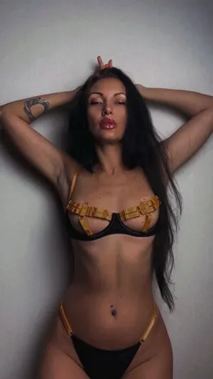 Tamila Flirt Couture OnlyFans Leaked Free Thumbnail Picture - #EzaLrnEdJk