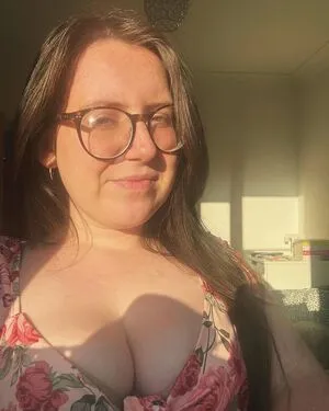 Tamzinisanerd OnlyFans Leaked Free Thumbnail Picture - #kwSbzdp0mm