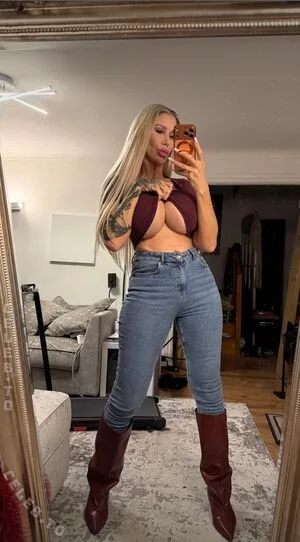Tania Amazon OnlyFans Leaked Free Thumbnail Picture - #UGHHmpcGhc