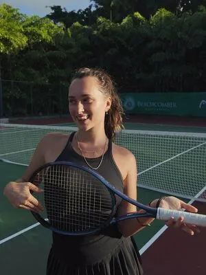 Tania Koh Lanta OnlyFans Leaked Free Thumbnail Picture - #UMINlaIf0F