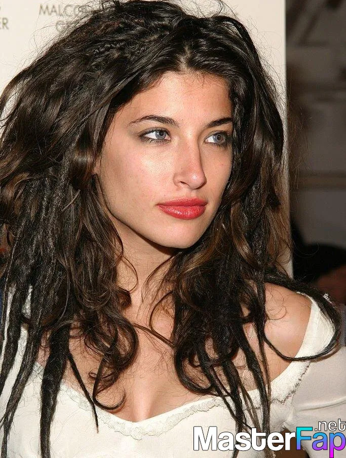 tania-raymonde