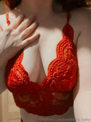 Tantilising Tushy OnlyFans Leaked Free Thumbnail Picture - #S4Jbx7Jx3o