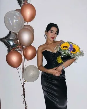 Tanya Khanna OnlyFans Leaked Free Thumbnail Picture - #mpcAFfEK8Y