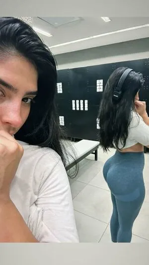 Tanyacmendoza OnlyFans Leaked Free Thumbnail Picture - #x6m3AdQKSp