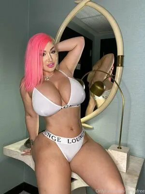 Tanyafree OnlyFans Leaked Free Thumbnail Picture - #4Fnus8TgMH