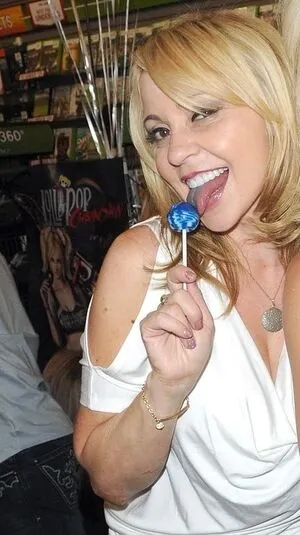 Tara Strong OnlyFans Leaked Free Thumbnail Picture - #lb0xQwjacC