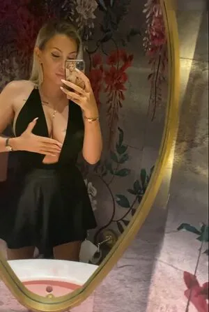 Tara Tabitha OnlyFans Leaked Free Thumbnail Picture - #1FecrzeqBy