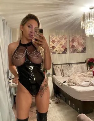 Tara Tabitha OnlyFans Leaked Free Thumbnail Picture - #X7jAHCWzn5