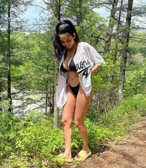 Tara Yazdi OnlyFans Leaked Free Thumbnail Picture - #0nDH6Y0abN