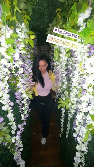 Tara Yazdi OnlyFans Leaked Free Thumbnail Picture - #7GbAC6QKE3