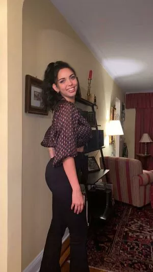 Tara Yazdi OnlyFans Leaked Free Thumbnail Picture - #GdaaRkupK5