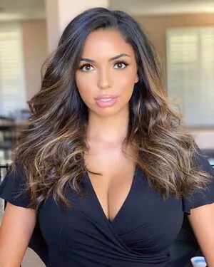 Tara Yazdi OnlyFans Leaked Free Thumbnail Picture - #Hayd7TdrU0