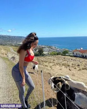 Tara Yazdi OnlyFans Leaked Free Thumbnail Picture - #Iu2MDzrazk