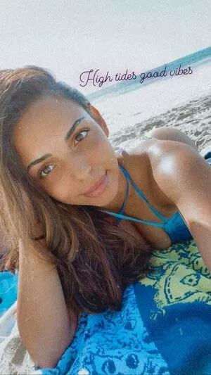 Tara Yazdi OnlyFans Leaked Free Thumbnail Picture - #VN0H4MhFri
