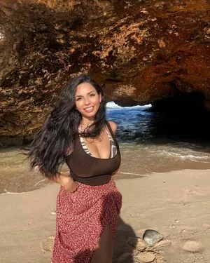 Tara Yazdi OnlyFans Leaked Free Thumbnail Picture - #dnKesf4nyw
