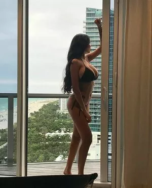 Tara Yazdi OnlyFans Leaked Free Thumbnail Picture - #x8pSyLnYQk