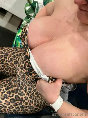 Tastietreetz OnlyFans Leaked Free Thumbnail Picture - #7btLqRXJC7