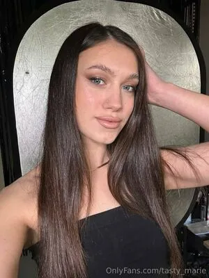 Tasty Marie OnlyFans Leaked Free Thumbnail Picture - #dbDupX8Sxw