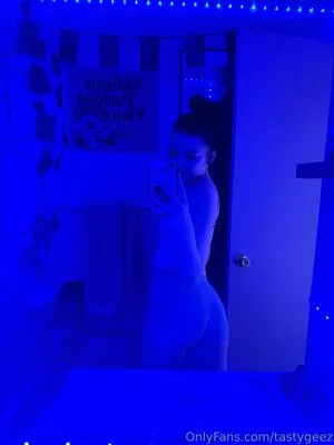Tastygeez OnlyFans Leaked Free Thumbnail Picture - #rdIykdLYAS