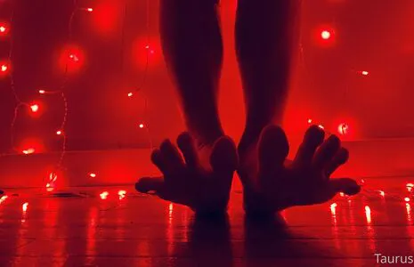 Tastytaurustoes OnlyFans Leaked Free Thumbnail Picture - #cn4k1731ac