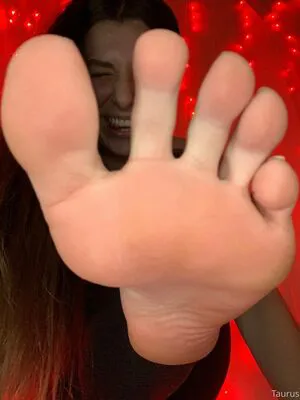 Tastytaurustoes OnlyFans Leaked Free Thumbnail Picture - #hrjiYySfrN