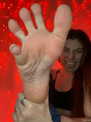 Tastytaurustoes OnlyFans Leaked Free Thumbnail Picture - #kkDIVvZcs0