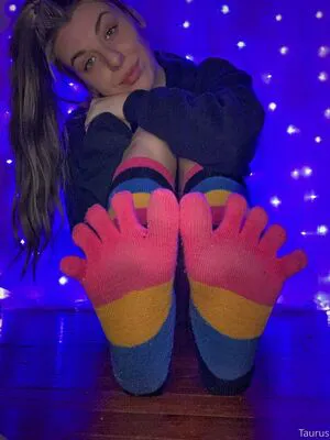 Tastytaurustoes OnlyFans Leaked Free Thumbnail Picture - #vDhtQX1BSw