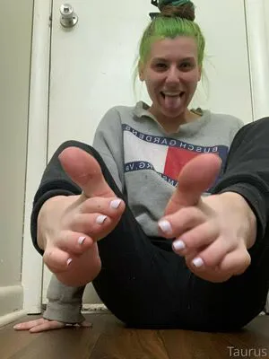Tastytaurustoes OnlyFans Leaked Free Thumbnail Picture - #wlwaUFrPiW