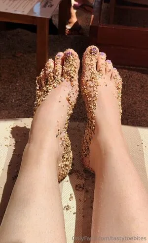 Tastytoebites OnlyFans Leaked Free Thumbnail Picture - #52MSmHE0bk
