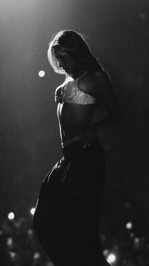 Tate McRae OnlyFans Leaked Free Thumbnail Picture - #01Wq7iU0va