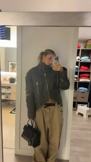 Tate McRae OnlyFans Leaked Free Thumbnail Picture - #7fLRowIqln