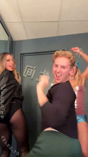 Tate McRae OnlyFans Leaked Free Thumbnail Picture - #BYHeob1Mpt