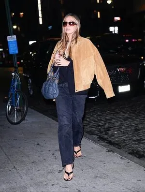 Tate McRae OnlyFans Leaked Free Thumbnail Picture - #C6njIXAOuO